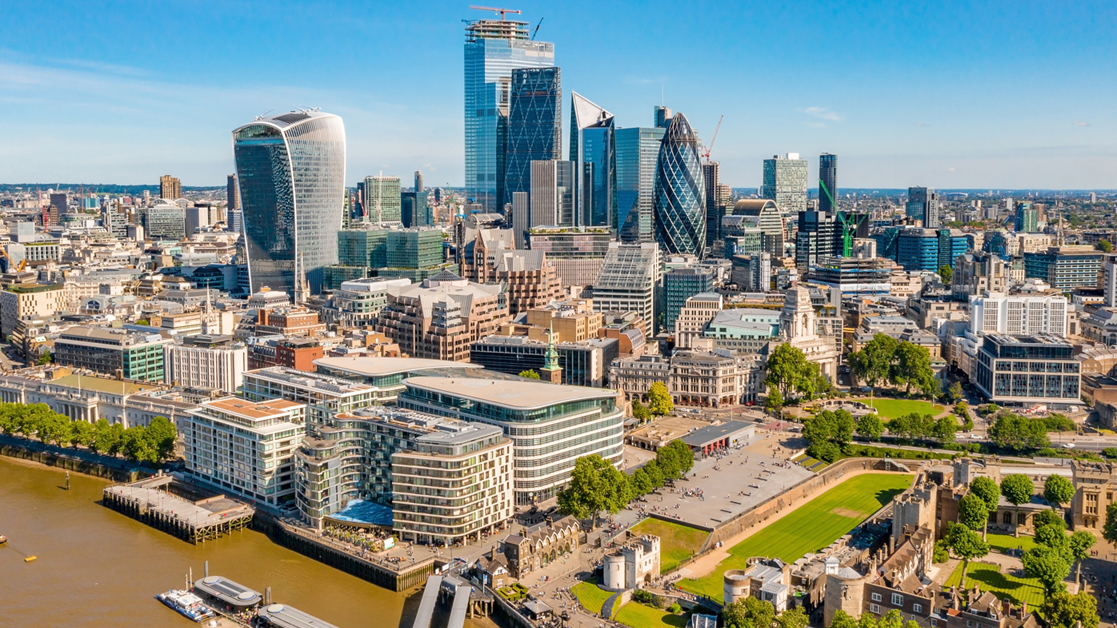 London city view featuring the Walkie Talkie building