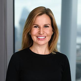 Ekaterina Mamonova headshot